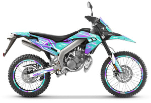 Kit pegatinas Aprilia RX 50cc 2018-2025 MX diseño Sky vibrante en una moto todoterreno.