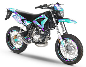 Dekor kit 50cc CPI SMX 2005-2015 MX Sky Design auf einem stilvollen Motocross-Motorrad.