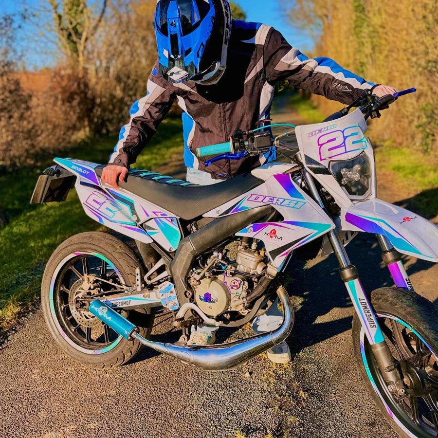 kit-deko-50cc-derbi-rosa-und-blau