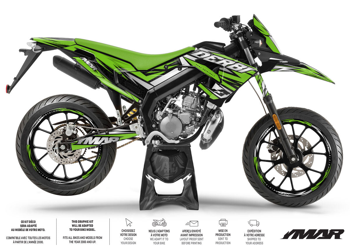 Kit déco 50cc Derbi Senda xtreme 2018-2025 Sanary sur moto verte et noire, montrant design graphique moderne.