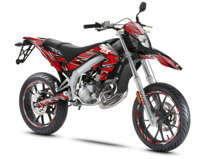 Kit déco 50cc Cutvector - Compatible avec Aprilia SX/RX 2006-2017 sur moto supermotard avec design rouge et noir.