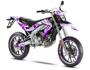 Kit déco 50cc Superlight - Compatible avec Aprilia SX/RX 2006-2017 applied on a motorcycle showcasing a stylish design.