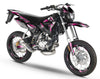 Kit déco 50cc CPI SMX 2005-2015 Alpha sur moto supermotard avec design moderne et audacieux.