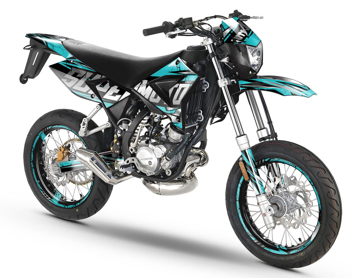 Kit déco 50cc CPI SMX 2005-2015 Illuzion sur moto supermotard avec design moderne et audacieux.