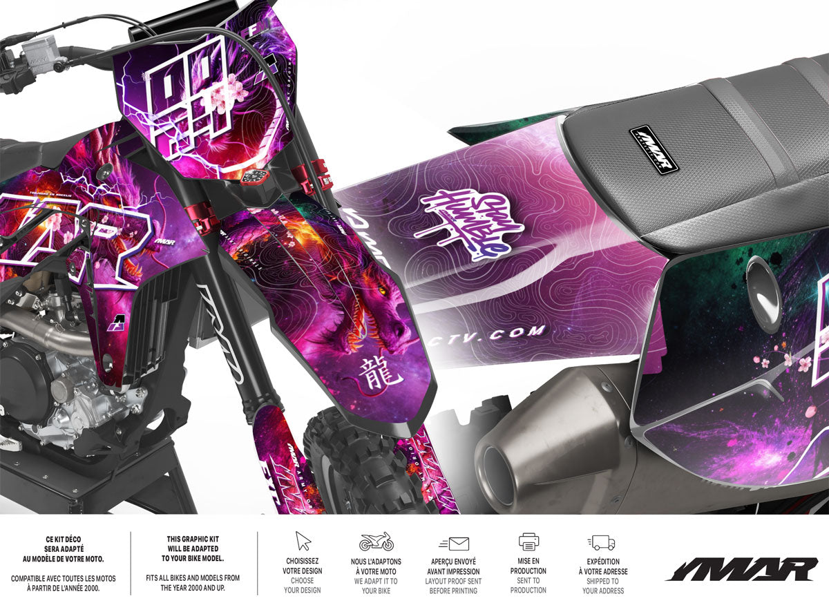 Kit Déco Motocross Osaka Style – Graphismes Japonisants, Tous Modèles sur une motocross avec design artistique.