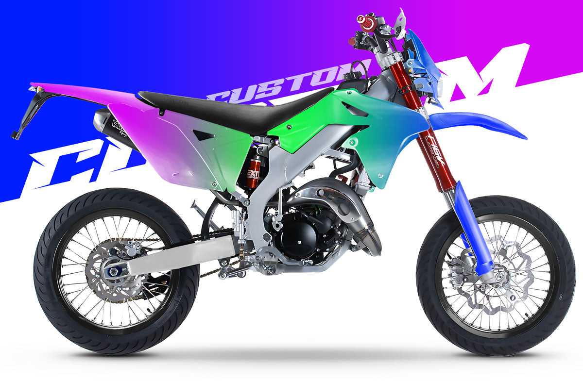 Kit déco 100% perso Valenti Racing 50cc sur moto avec design personnalisé en dégradé de couleurs.